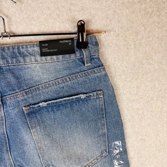 New Numero Womans Sz 27 High Rise Denim Shorts Blue Distressed NWT - Picture 8 of 10